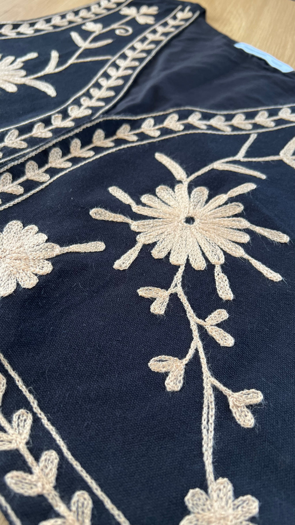 Chaleco Suzani ENIGMA