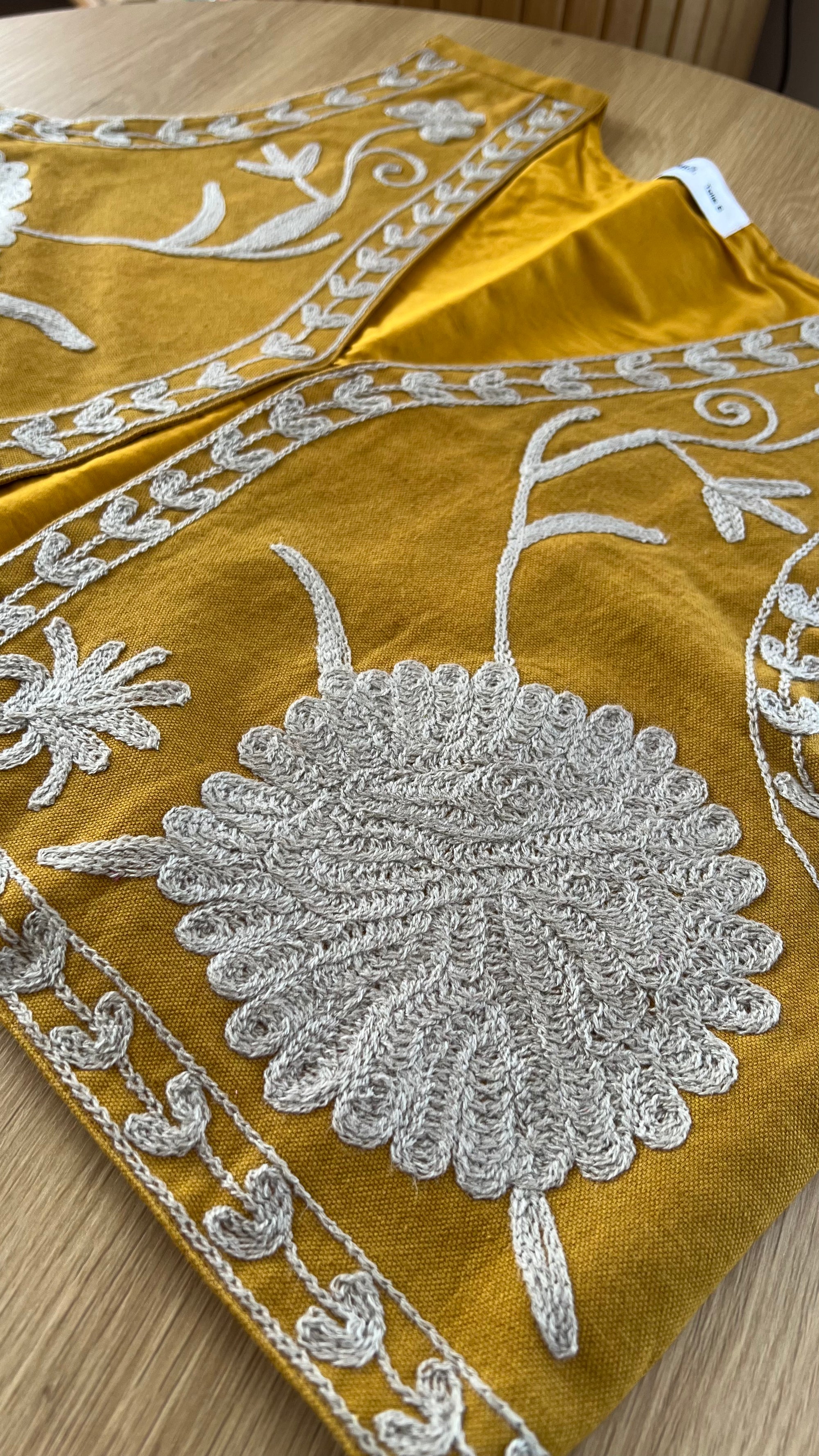 Chaleco Suzani ÁMBAR