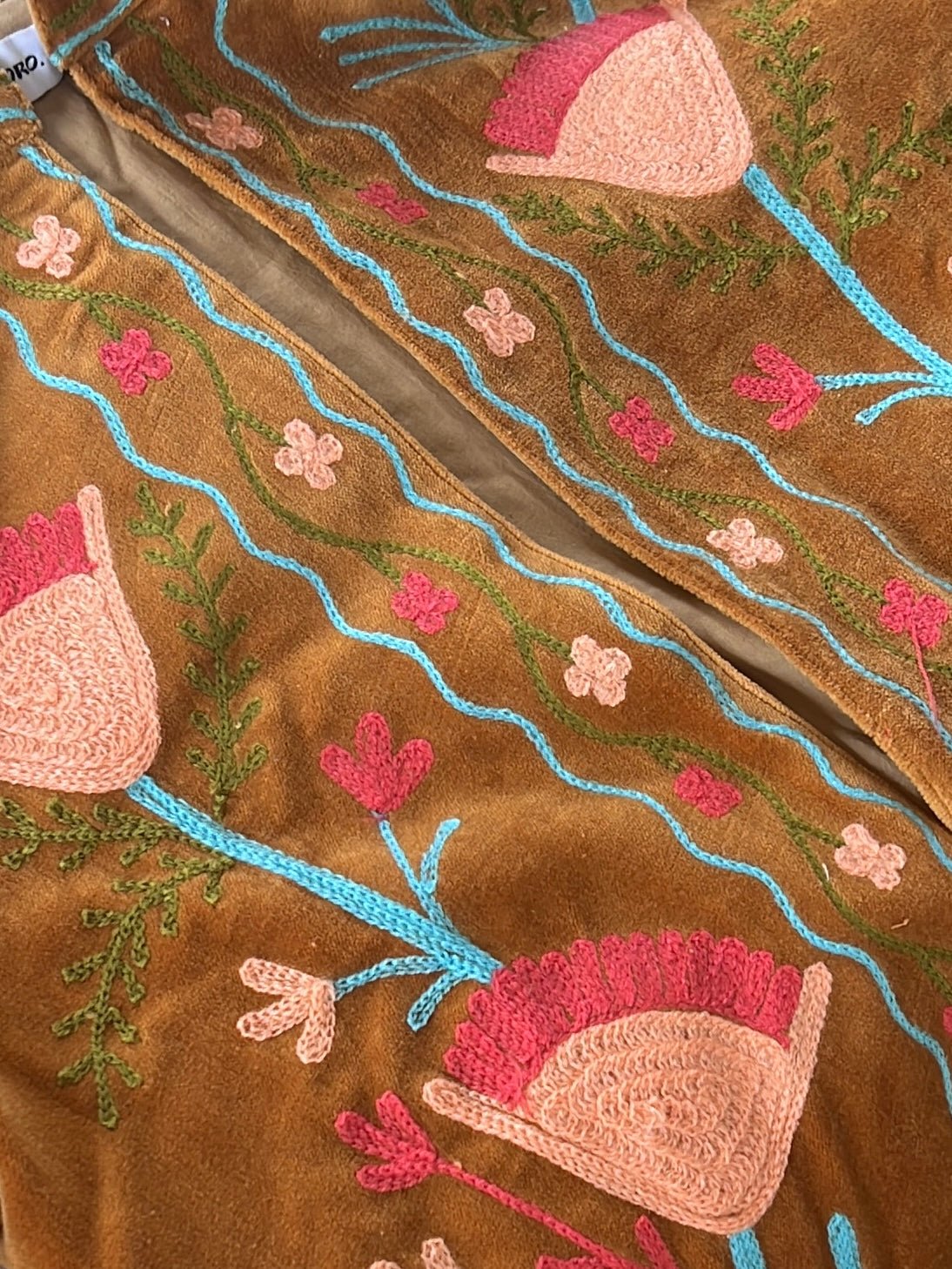 Chaqueta Suzani Camel Bloom - KOKORO